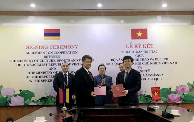 Thứ trưởng Lê Quang Tùng tiếp Đại sứ Đặc mệnh Toàn quyền Cộng hòa Armenia tại Việt Nam
