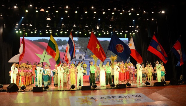 160 nghệ sĩ tham dự Liên hoan âm nhạc ASEAN 2019 tại thành phố Hoa phượng đỏ