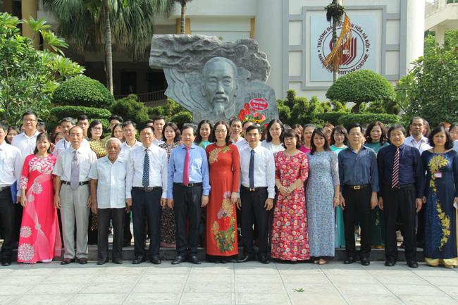Thứ trưởng Tạ Quang Đông dự lễ khai giảng năm học 2019-2020 của trường Đại học Văn hóa Hà Nội