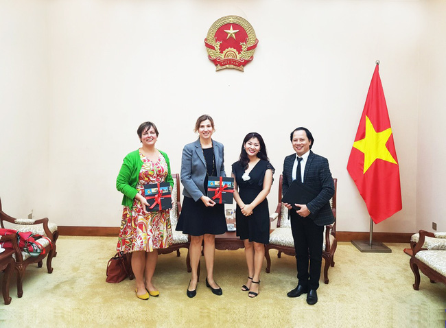 Cục Hợp tác quốc tế tiếp đoàn Tham tán Thông tin - Văn hoá, Đại sứ quán Hoa Kỳ tại Việt Nam