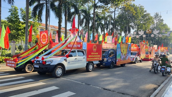 Triển lãm tranh cổ động tuyên truyền bầu cử đại biểu Quốc hội khóa XV và HĐND các cấp nhiệm kỳ 2021-2026