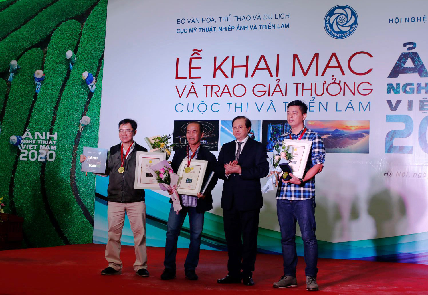 Khai mạc và Trao giải thưởng Cuộc thi và Triển lãm Ảnh nghệ thuật Việt Nam 2020