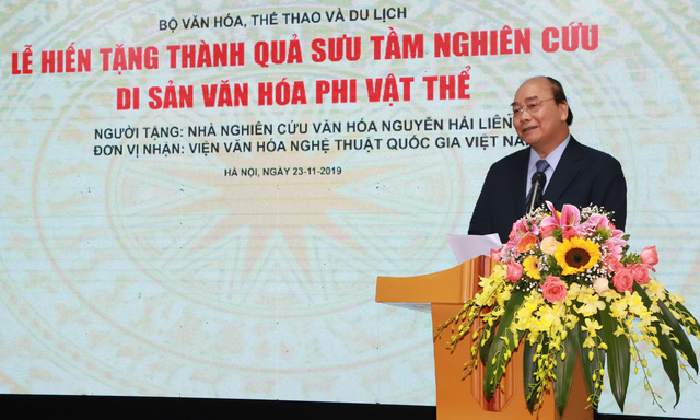Thủ tướng Nguyễn Xuân Phúc: “Văn hóa chính là sự kết tụ, bồi lắng như thạch nhũ, hạt ngọc trai trải qua suốt chiều dài lịch sử dân tộc”