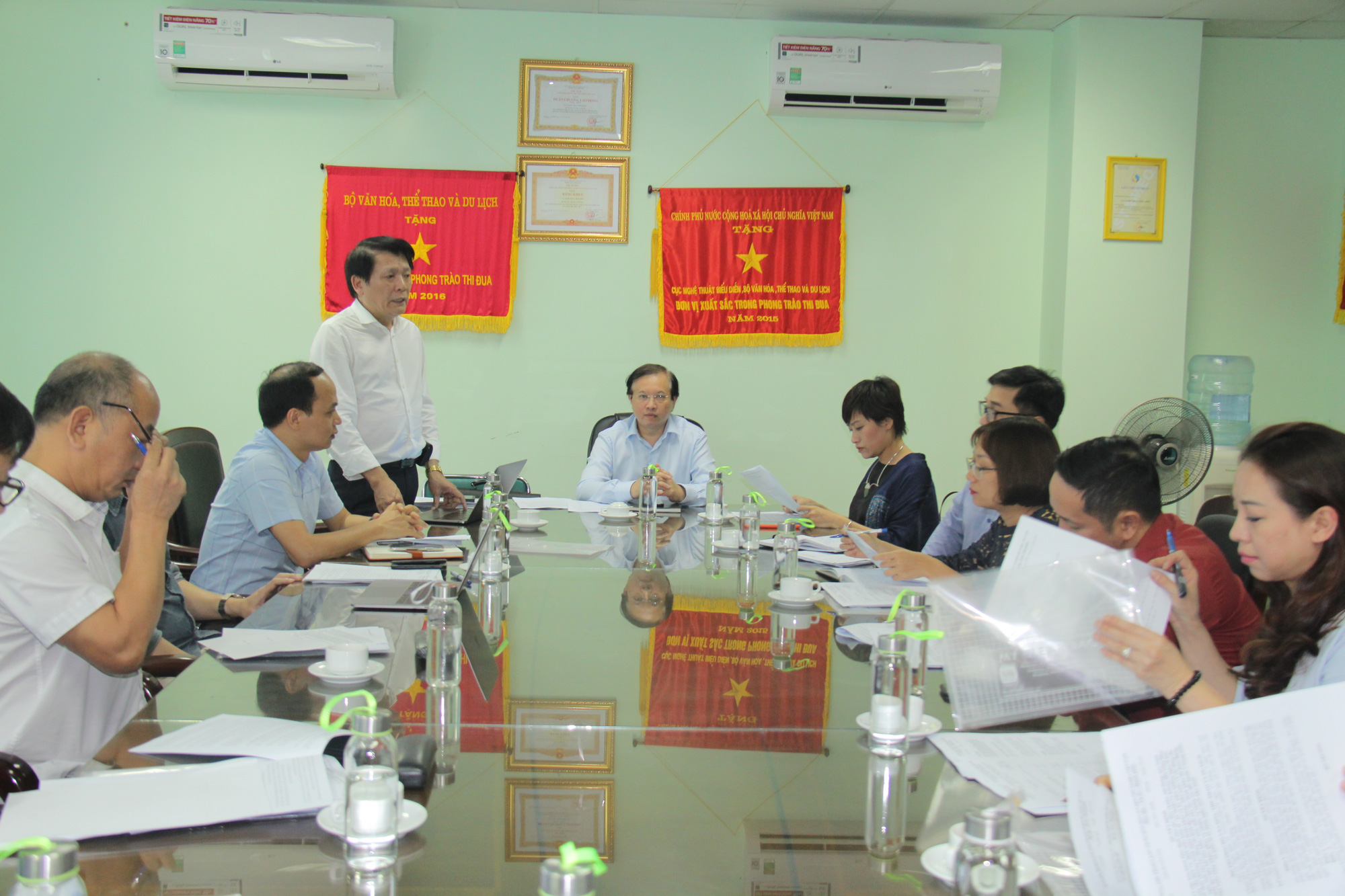 Thứ trưởng Tạ Quang Đông làm việc với các đơn vị nghệ thuật trực thuộc Bộ VHTTDL