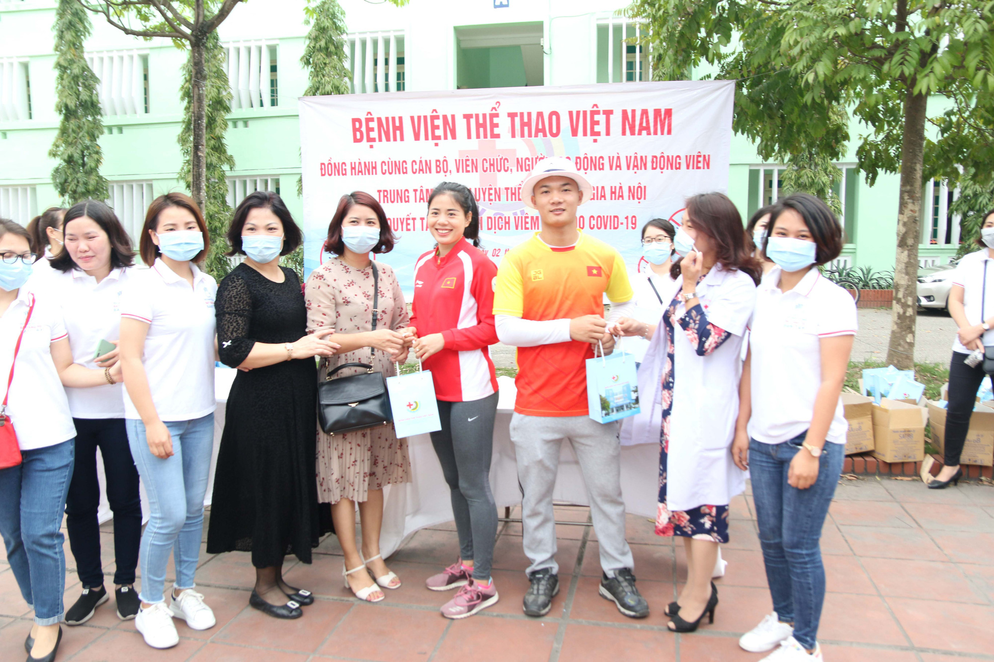 Bệnh viện Thể thao Việt Nam tăng cường phòng, chống Covid-19 trong thời điểm các đội tuyển tập trung