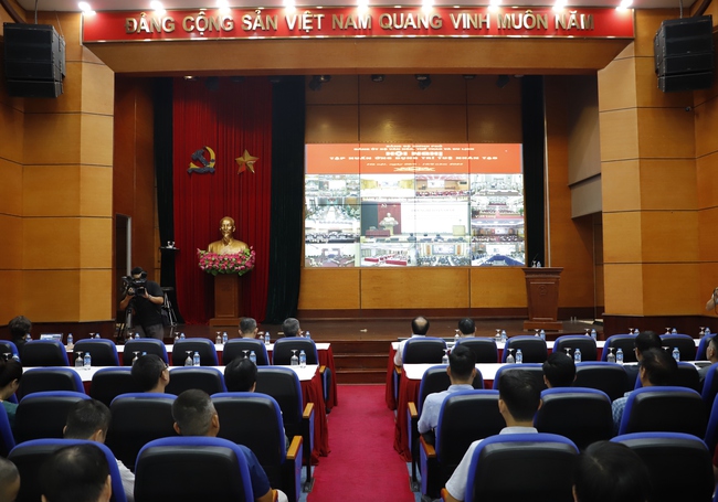 Hội nghị toàn quốc tập huấn ứng dụng trí tuệ nhân tạo (AI) cho cán bộ các cấp ủy và cơ quan Đảng