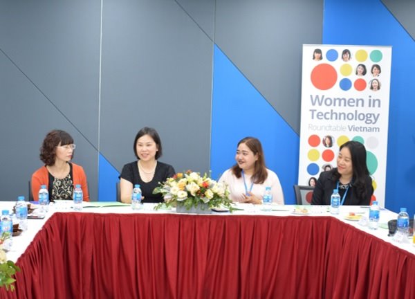 Làm việc trong ngành CNTT, phụ nữ Việt Nam có bị đối xử phân biệt giới tính?