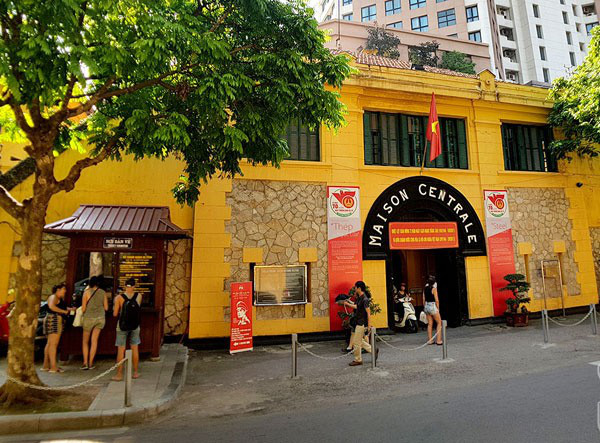 Hà Nội: Nhiều di tích, điểm tham quan tạm dừng đón khách