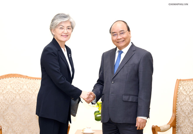 Thủ tướng đề nghị phía Hàn Quốc hỗ trợ triển khai Chính phủ điện tử 