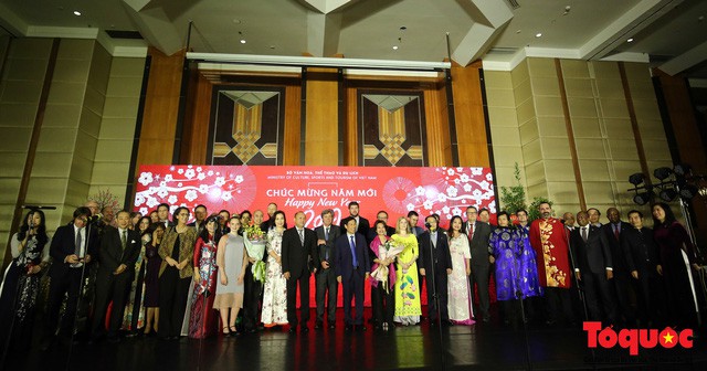 Bộ trưởng Nguyễn Ngọc Thiện tiếp các Đại sứ nước ngoài tại Việt Nam nhân dịp Tết Kỷ Hợi 2019