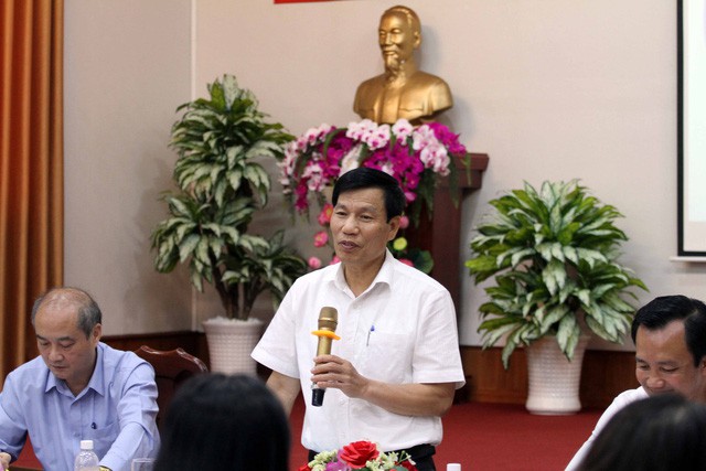 Bộ trưởng Nguyễn Ngọc Thiện thăm và làm việc tại Trung tâm Huấn luyện Thể thao Quốc gia TP.HCM