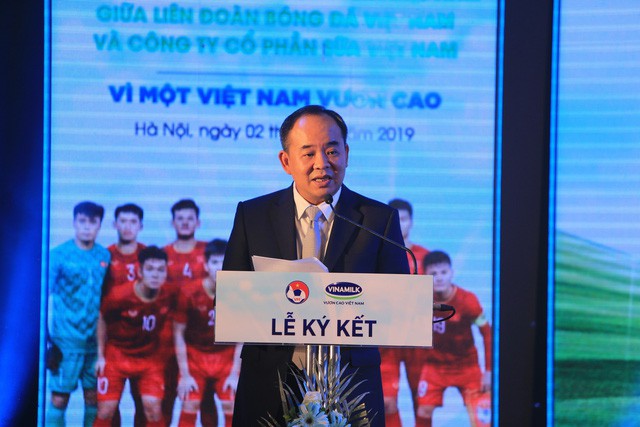 Ký kết tài trợ cho Đội tuyển Quốc gia Việt Nam