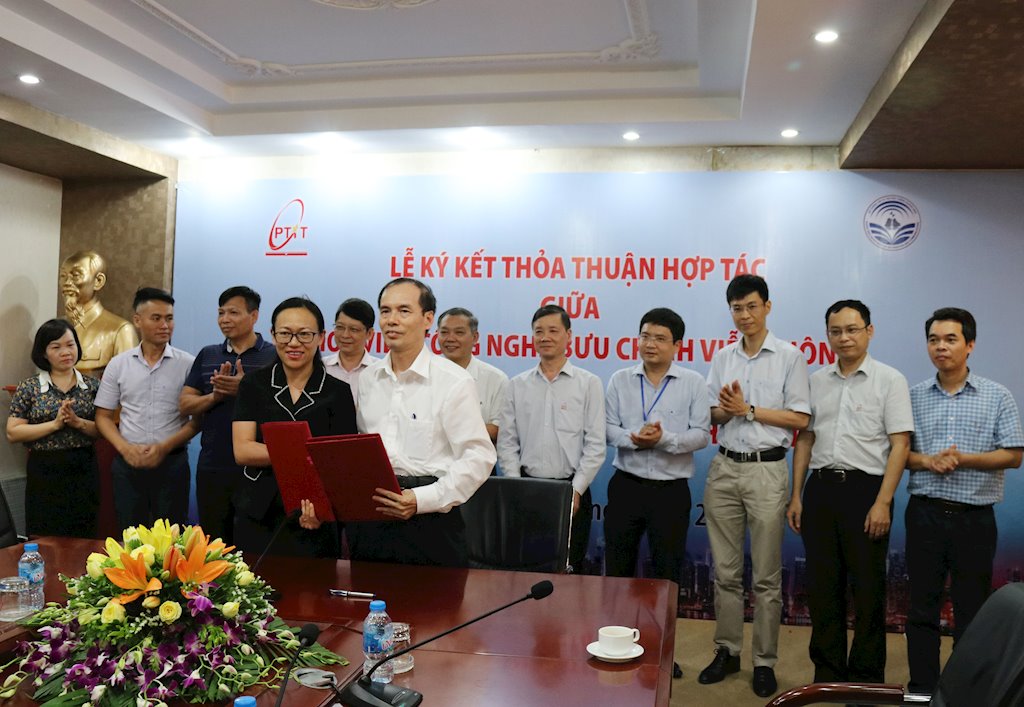 PTIT hỗ trợ phát triển nguồn nhân lực CNTT cho tỉnh Quảng Ninh