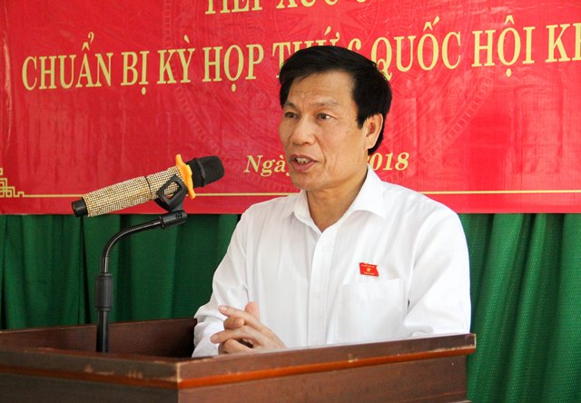 Bộ trưởng Nguyễn Ngọc Thiện tiếp xúc cử tri Thừa Thiên – Huế