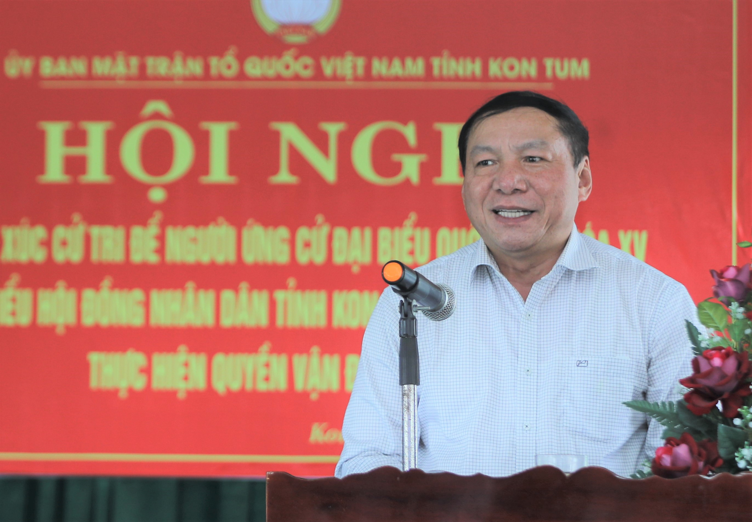 Bộ trưởng Nguyễn Văn Hùng: Nỗ lực để cùng tỉnh Kon Tum 
