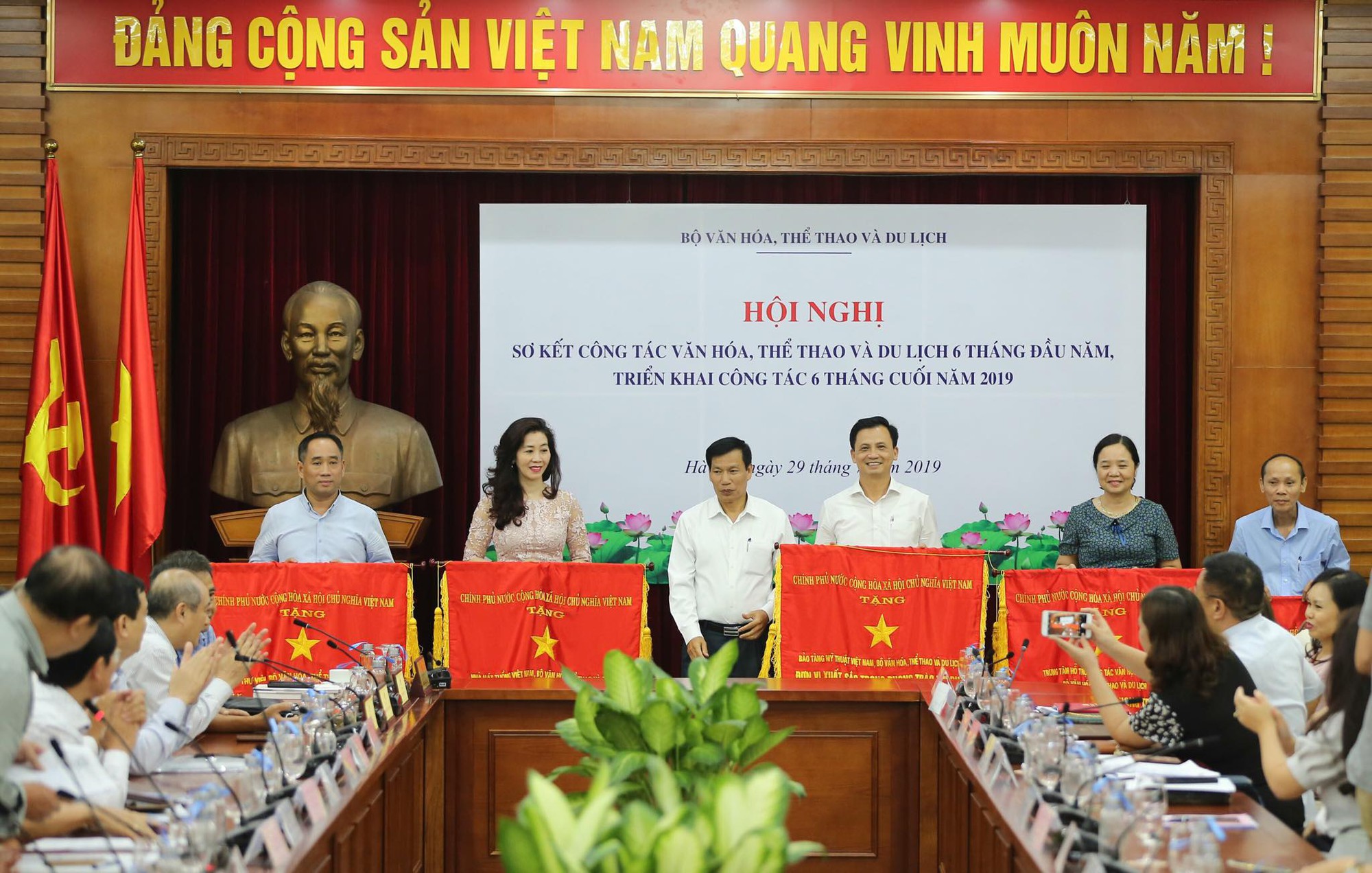 Bộ trưởng Nguyễn Ngọc Thiện: Ngành VHTTDL cần quyết liệt thực hiện nhiệm vụ những tháng cuối năm
