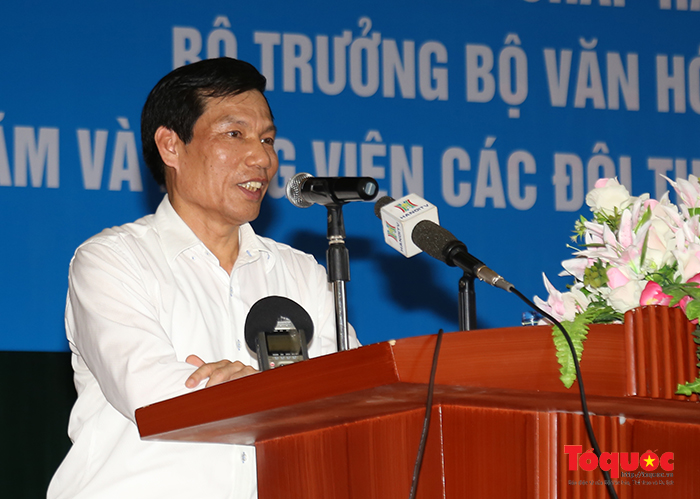 Bộ trưởng Nguyễn Ngọc Thiện cổ vũ tinh thần cho các vận động viên tham dự SeaGames 29