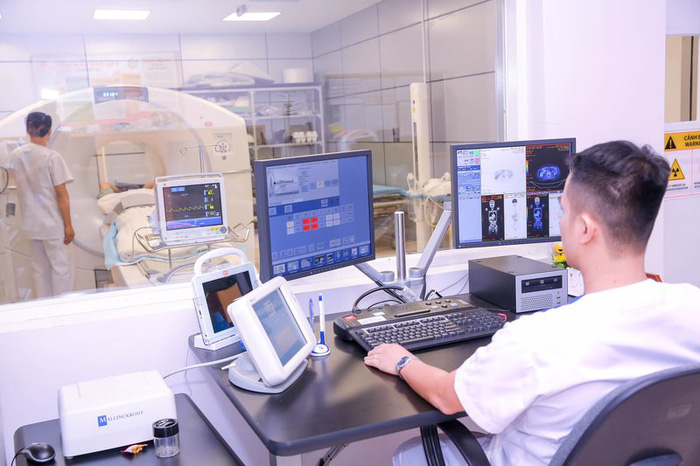 Đẩy mạnh ứng dụng CNTT, Bộ Y tế quyết “xoá sổ” hồ sơ giấy khi người dân khám chữa bệnh