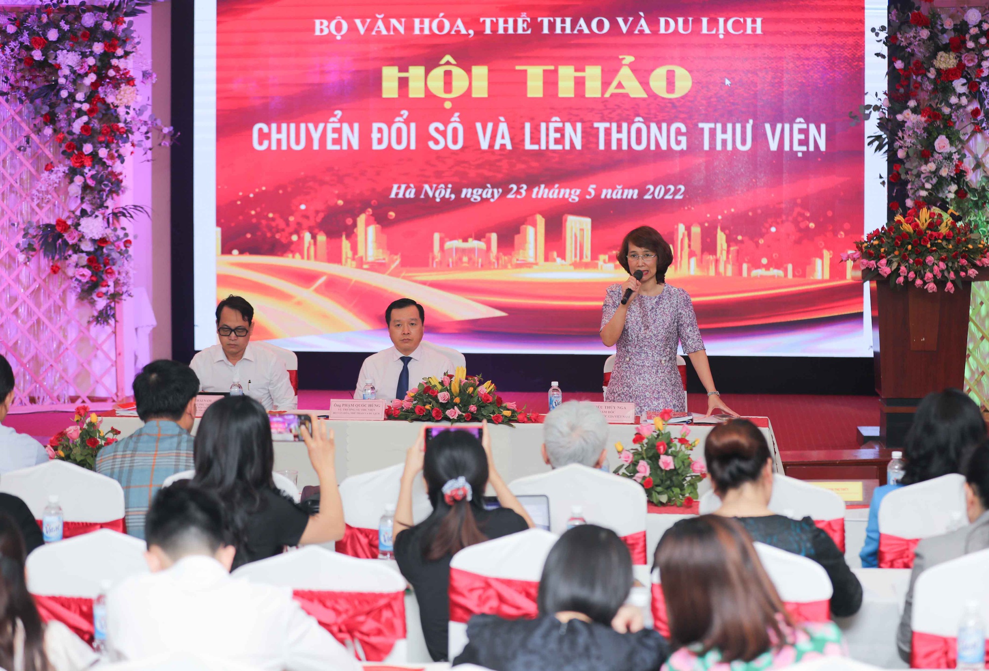 Chuyển đổi số trong thư viện