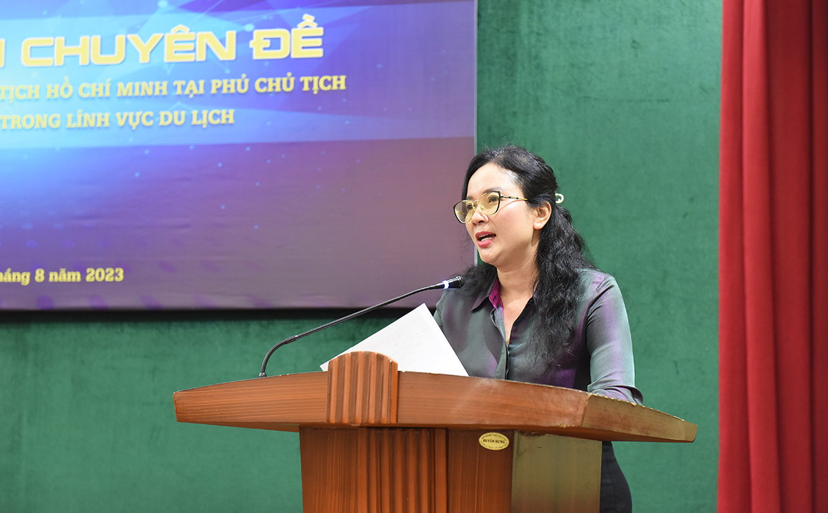Trung tâm Thông tin du lịch nói chuyện chuyên đề về chuyển đổi số tại Khu Di tích Chủ tịch Hồ Chí Minh tại Phủ Chủ tịch