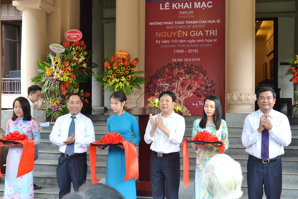 Khai mạc Triển lãm “Những phác thảo tranh của họa sĩ Nguyễn Gia Trí”