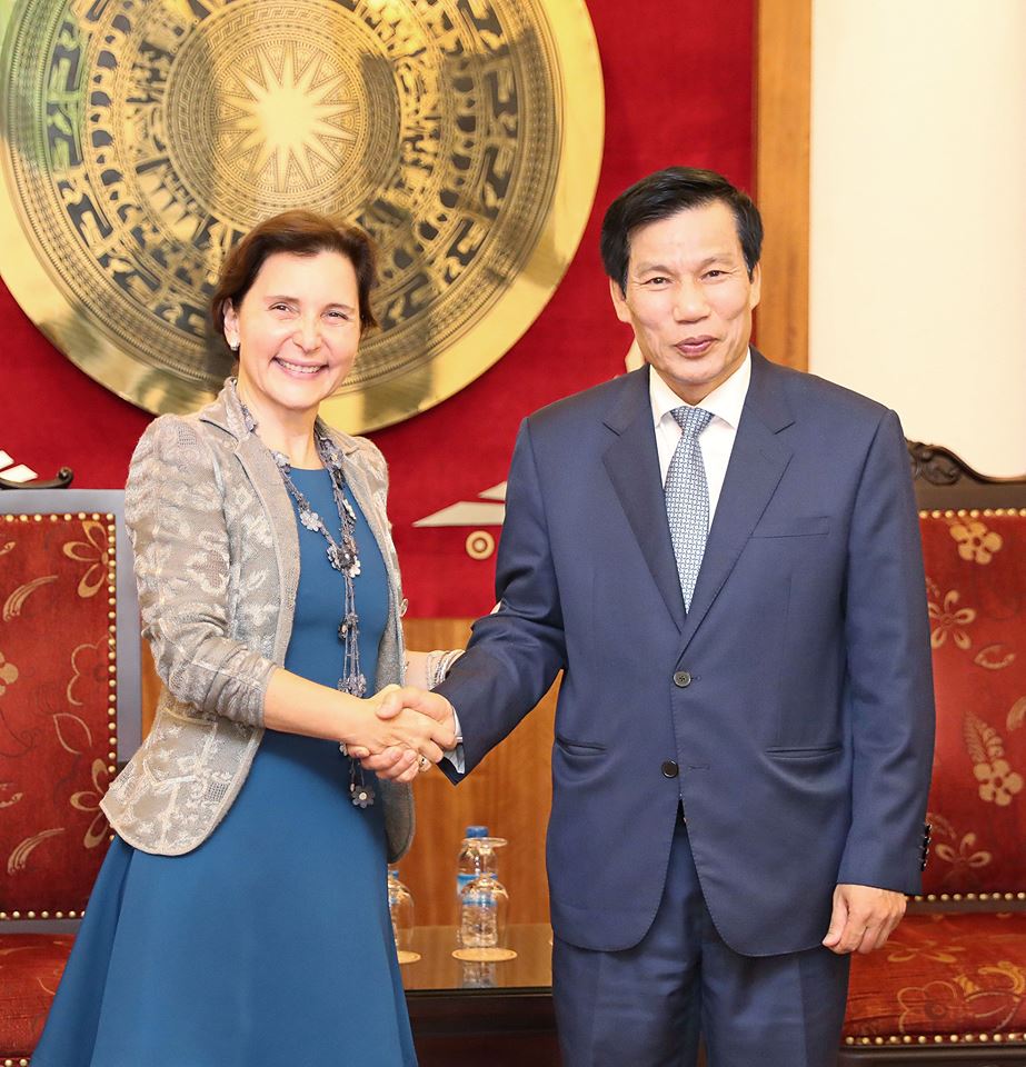 Bộ trưởng Nguyễn Ngọc Thiện tiếp Bà Cecilia Piccioni - Đại sứ Italia tại Việt Nam