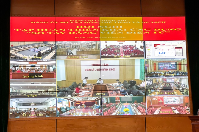 Đảng ủy Bộ VHTTDL tập huấn triển khai ứng dụng “Sổ tay đảng viên điện tử”